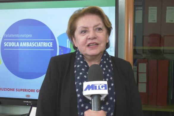 MODICA - LA MARCIA DELLE IDEE - Video Mediterraneo